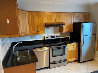 413 Glenbrook Rd APT 9, Stamford, CT 06906