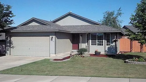 5416 Robert Wayne Dr photo 1