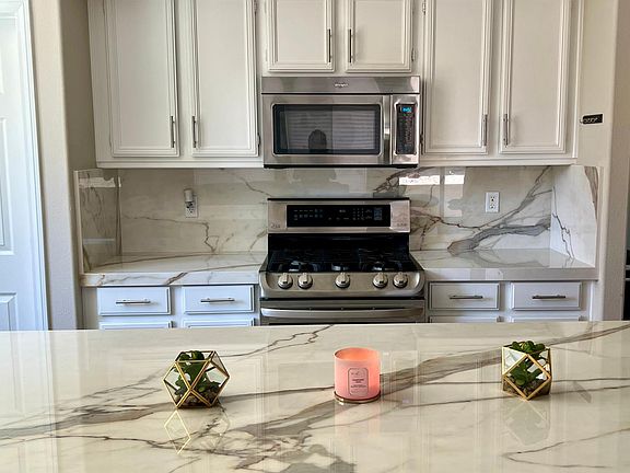 4th image of 84334 Canzone Dr