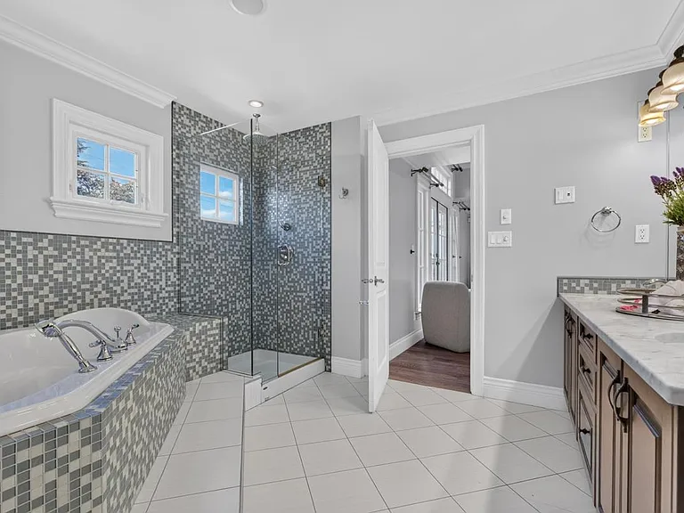 4339 W 9th Ave — Photo 18