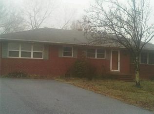 3312 Longview Dr, Archdale, NC 27263