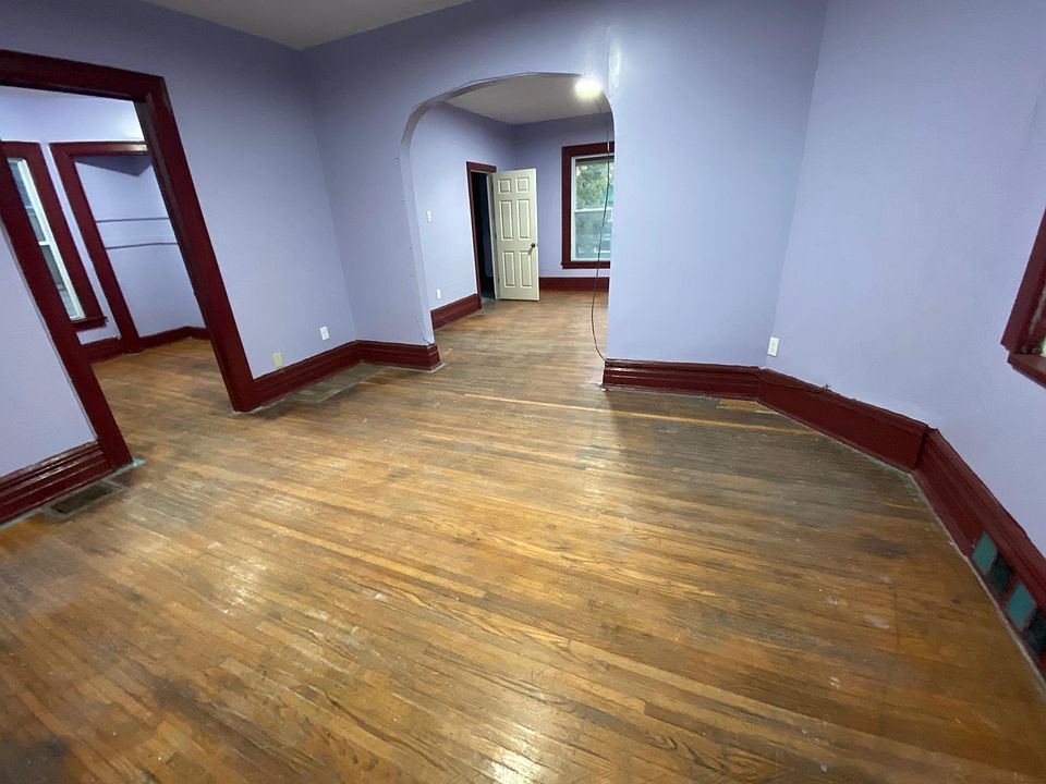 1st image of 828 Fillmore Ave #2