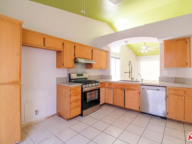 36805 Alder St #36805 — Photo 17