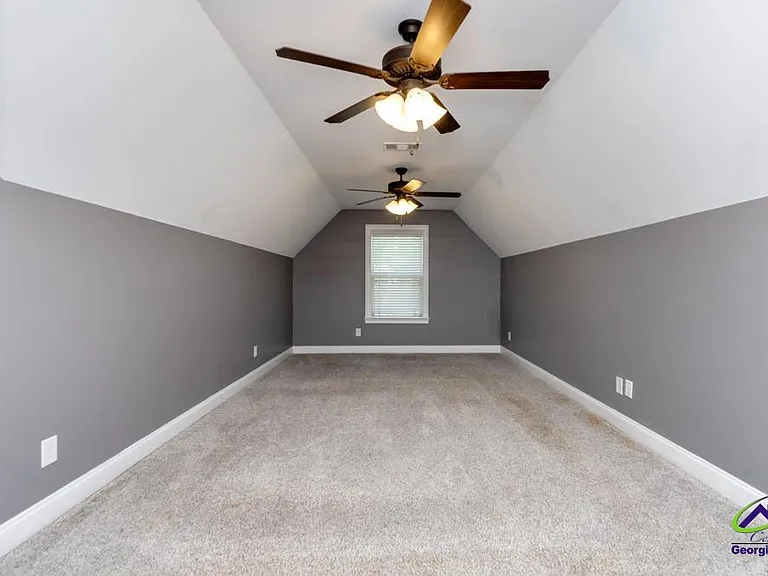 1052 Chattahoochee Dr — Photo 40