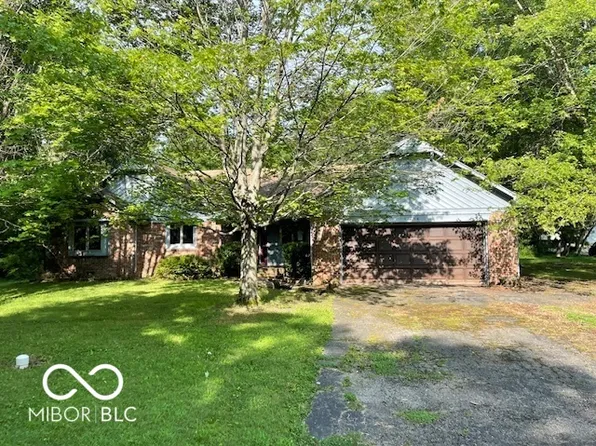 13264 N Forest Dr, Camby, IN 46113