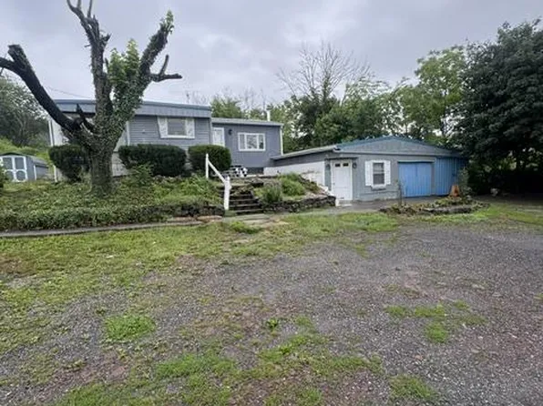 1406 N State St, Pottstown, PA 19464