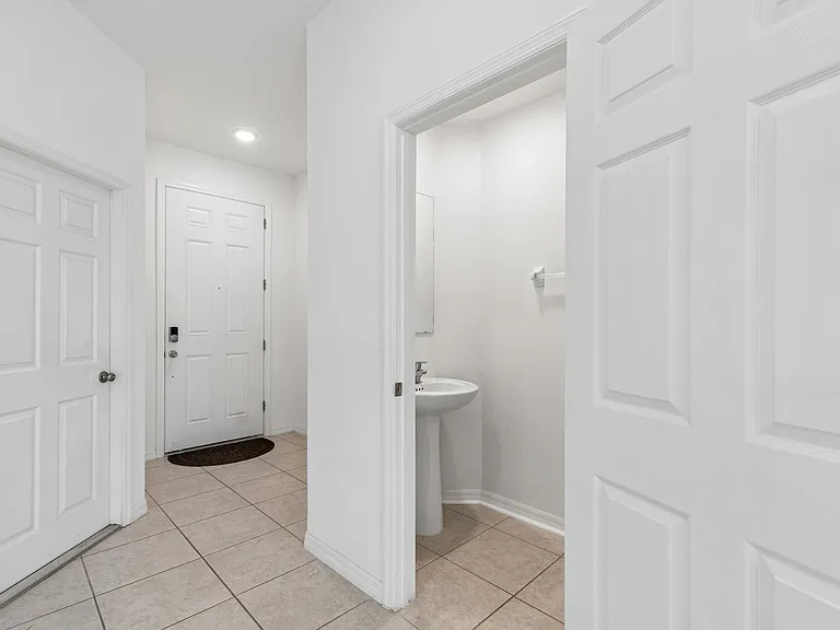 34214 Rogallo Ln — Photo 4