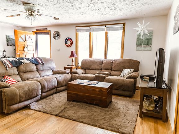 4th image of 4109 Candora Ave