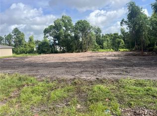 5216 29th St SW, Lehigh Acres, FL 33973