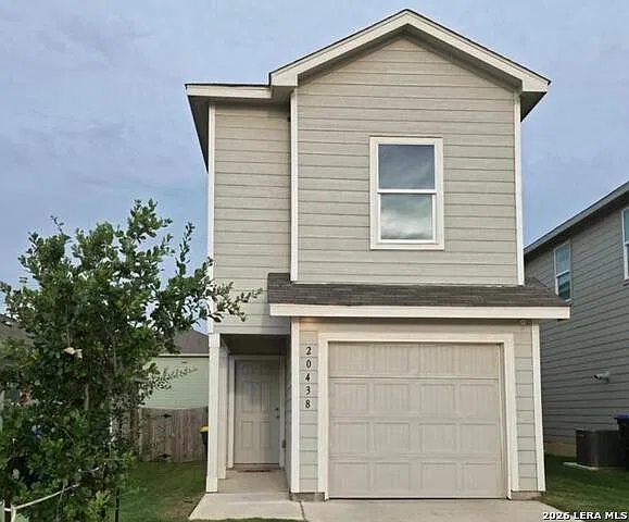 4 bed, 2.5 bath, 1545 sqft, $1,550 — Photo 1
