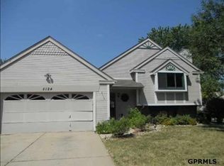 5124 N 128th St, Omaha, NE 68164