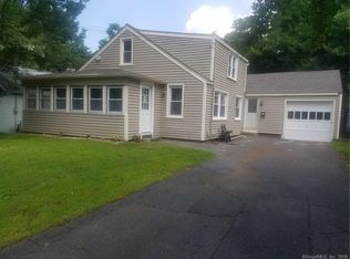 22 Mechanic St, Bristol, CT 06010