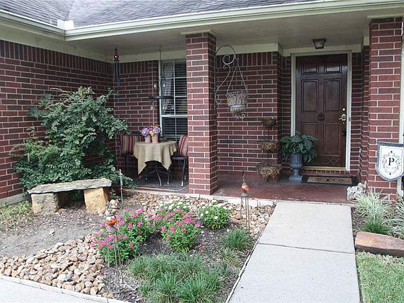2nd image of 4511 Russett Pl S