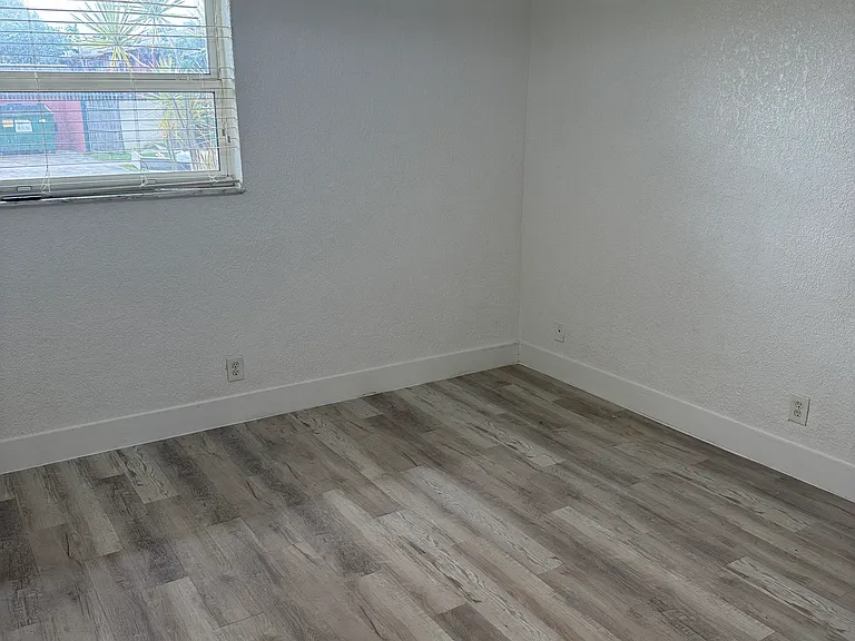 5833 NW 22nd Ct #5833 — Photo 7