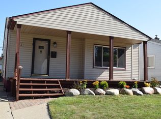 452 W Hudson Ave, Madison Heights, MI 48071