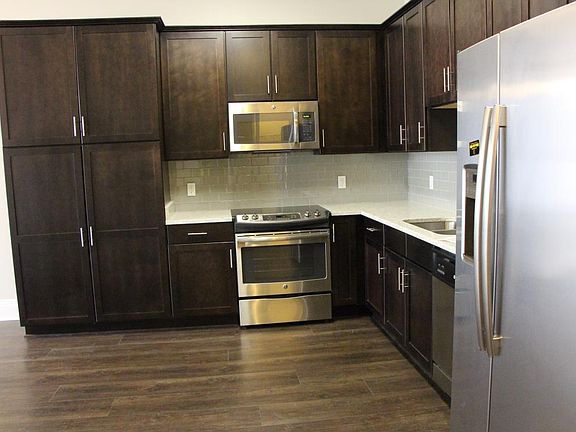 4th image of 600 Canal St APT 503