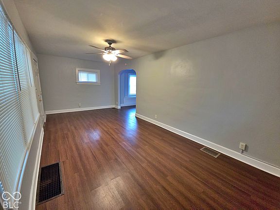 5th image of 411 W 39th St