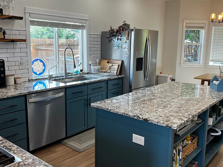 1703 E Lochmeadow Ct — Photo 9