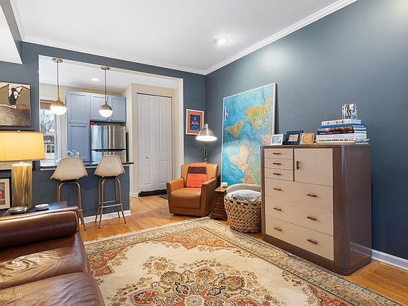 5th image of 1733 W Balmoral Ave APT 2C