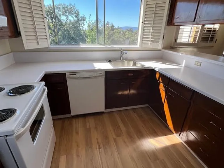 1400 Hopkins Ave #301 — Photo 11