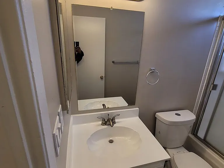 1029 W Magnolia Ave — Photo 12