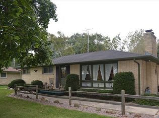 10820 47th Ave, Pleasant Prairie, WI 53158