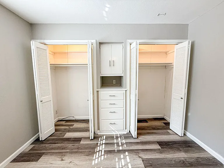 5001 Bowser Ave #103 — Photo 12