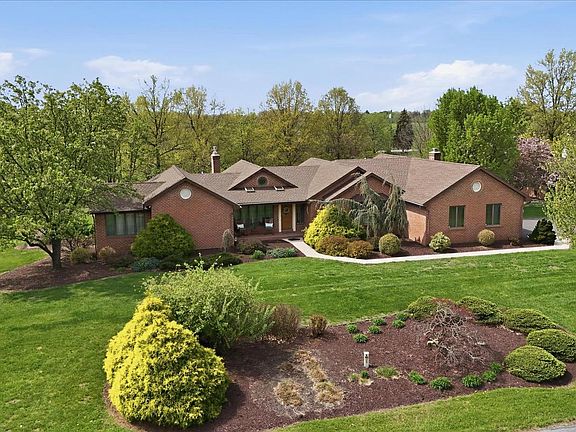 4th image of 456 Lindman Dr