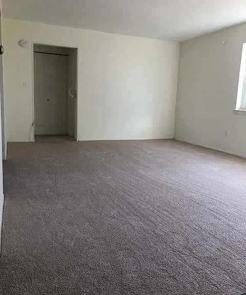 188 Evergreen Rd — Photo 12
