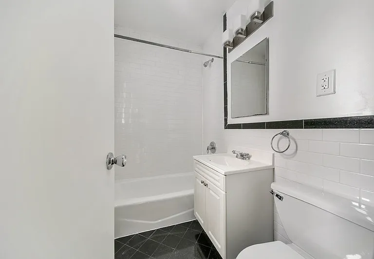 313 E 73rd St #1C — Photo 6