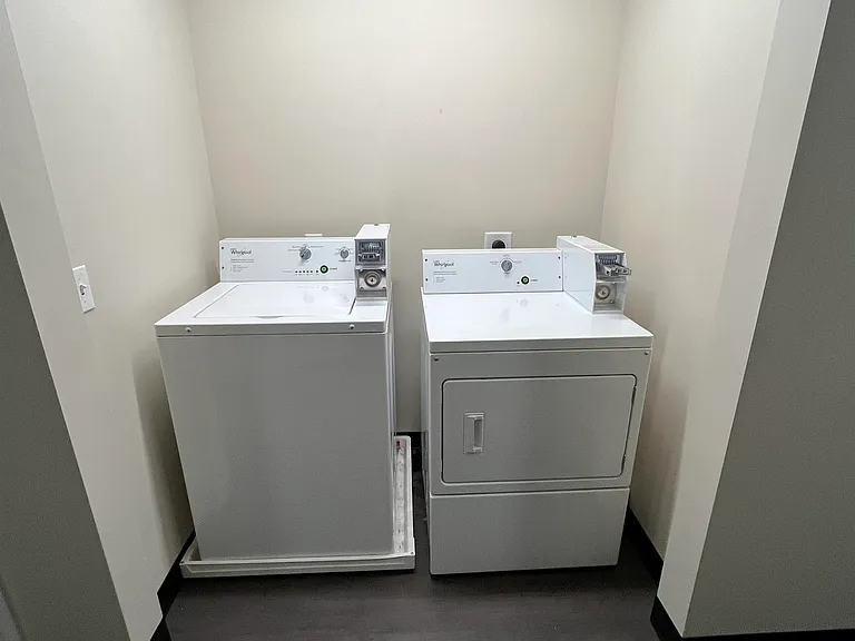 3554 E Washington Ave #203 — Photo 5