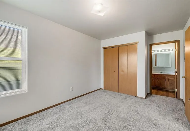 6005 Chapel Hill Blvd #E101 — Photo 11