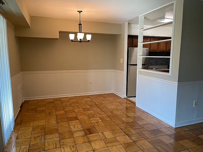Maple Ridge Apartments — Photo 31