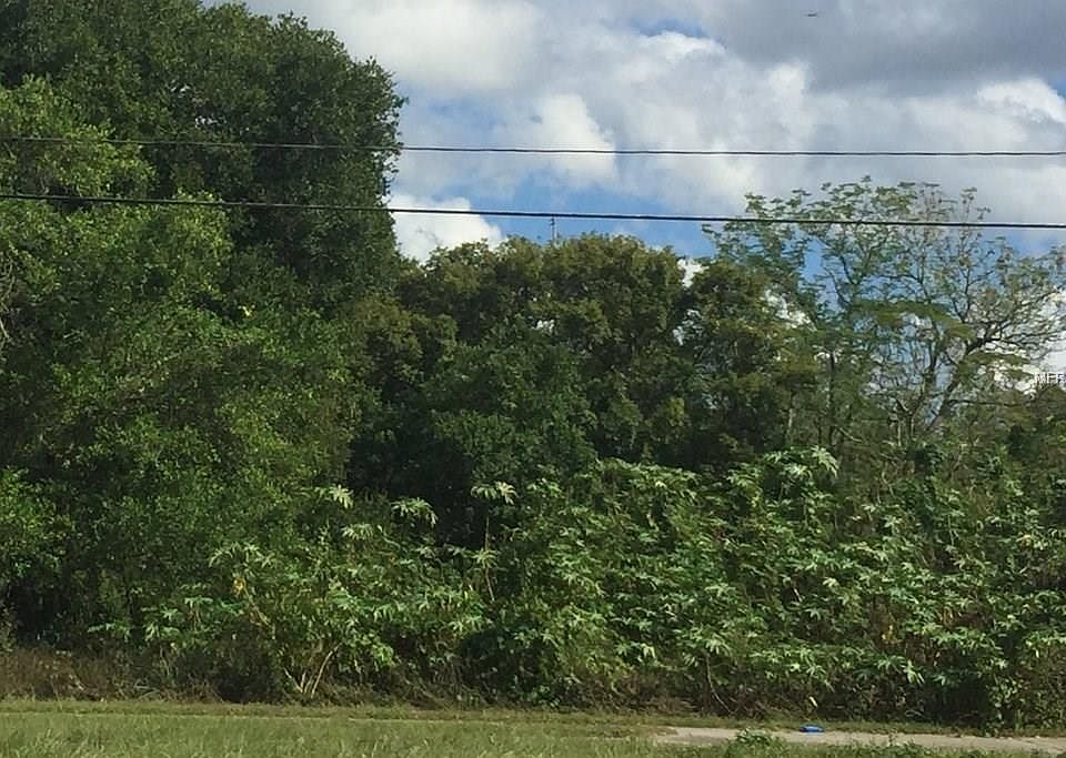 2nd image of 19129 N Us Highway 41