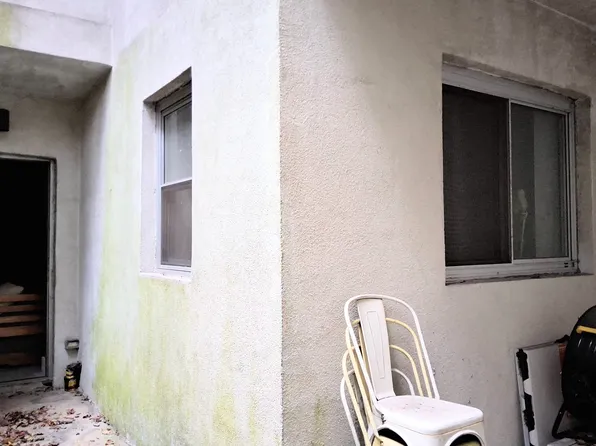 96 Woodpoint Road image 20 of 23