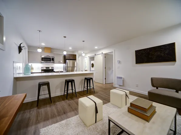 735 Broadway E Unit 302, Seattle, WA 98102