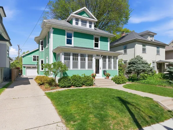 3212 Irving Ave S, Minneapolis, MN 55408