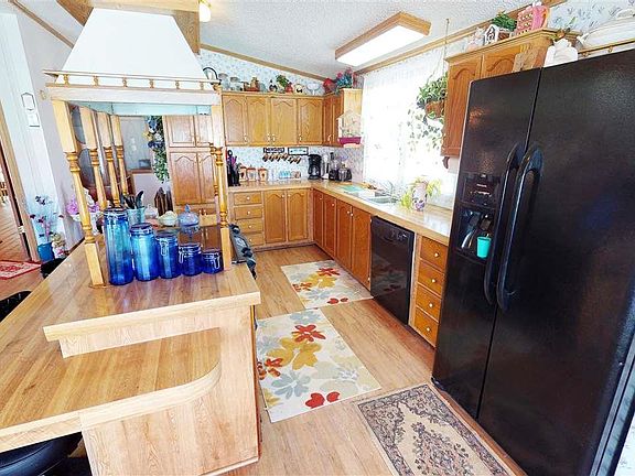 5th image of 7214 N Llewelyn St