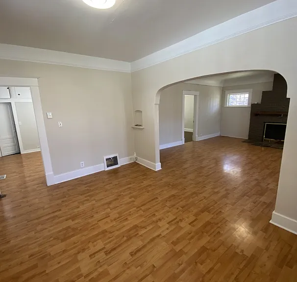 430 S 8th Ave — Photo 3