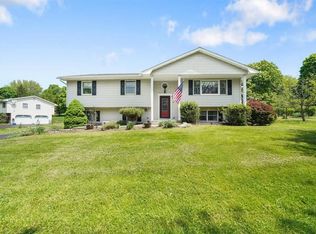 41 Beverly Dr, Warwick, NY 10990