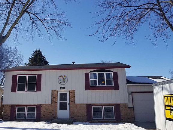2nd image of 4710 Cheshire Pl