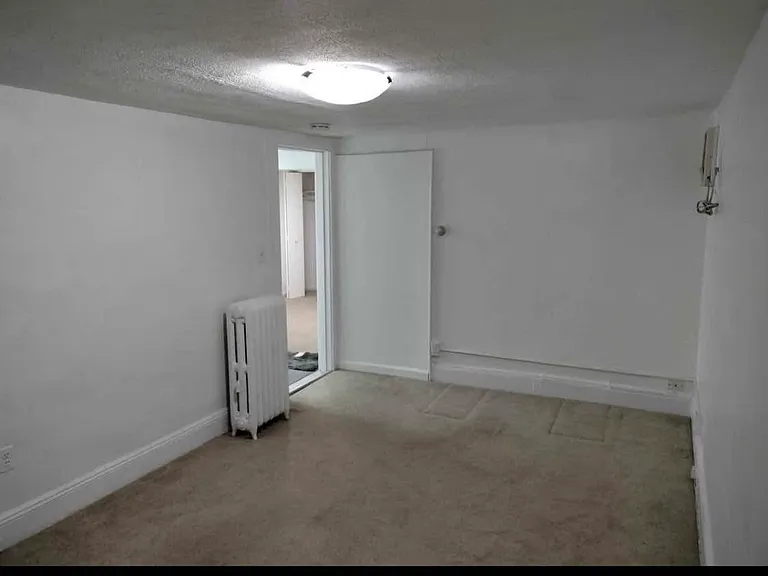 707 3rd Ave #2 — Photo 3