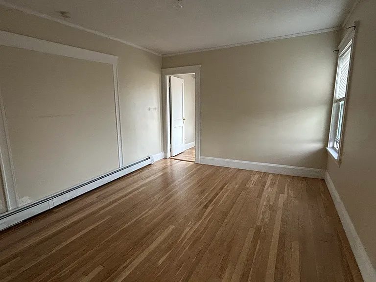 31 Harvard St #2 — Photo 8