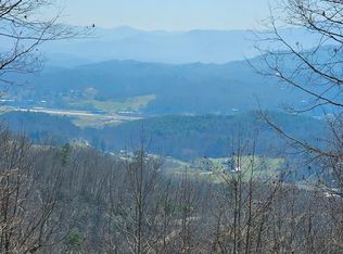 390 Buckhead Trce, Franklin, NC 28734