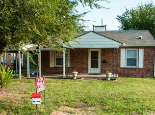 512 E Curtis Dr, Midwest City, OK 73110