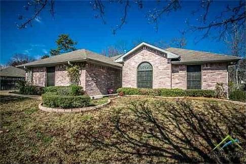 1st image of 13098 Lauren Ln