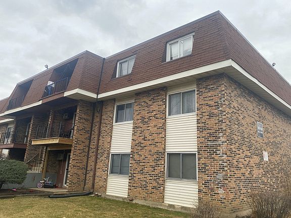 2nd image of 520 Hill Dr APT 102