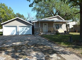 216 N Blankenship Rd, Udall, KS 67146