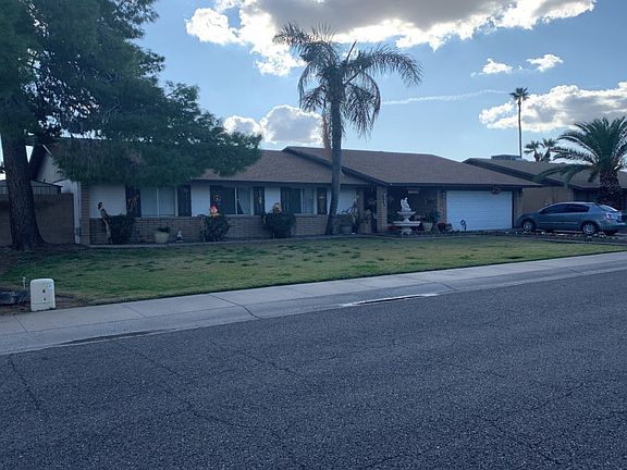 3rd image of 4535 W Larkspur Dr
