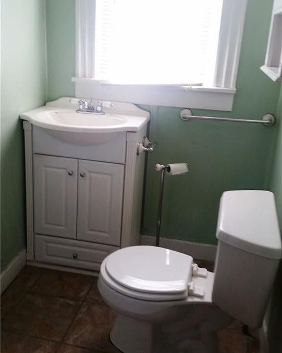 2nd image of 39 W 6th St #1-A